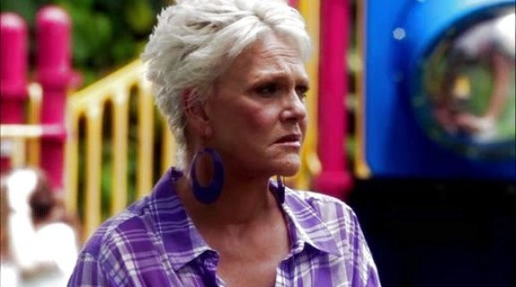 Madeline Westen's Royal purple hoop earrings on Burn Notice
