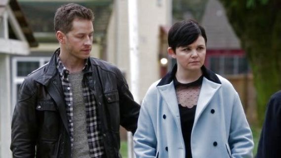 Mary Margaret Blanchard / Snow White's Point d'Esprit Yoke Knit Dress on Once Upon A Time