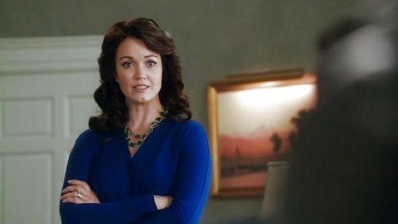 Mellie Grant's Dayna V-Neck Dress on Scandal