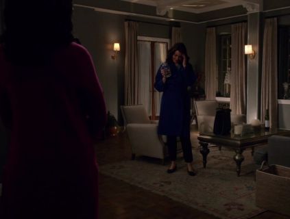 Mellie Grant's Lilia cashmere wrap coat on Scandal