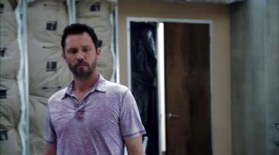 Michael Westen's Slub Polo on Burn Notice