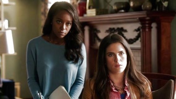 Michaela Pratt's Lightweight Long-Sleeve Crew Top on How to Get Away With Murder