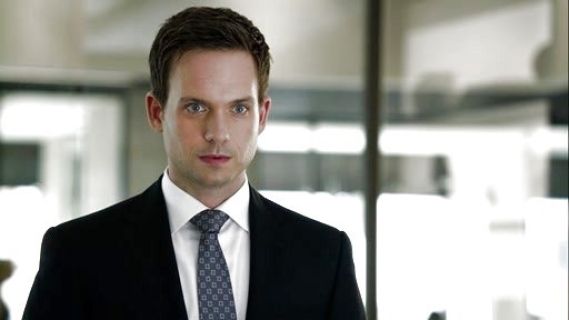 Mike Ross's Anthony Wool Gabardine Suit on Suits