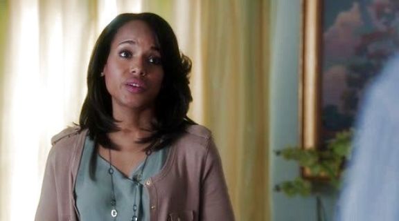 Olivia Pope's Black Sterling Silver and 18K Gold Notte Wavy Oval Station Necklace on Scandal