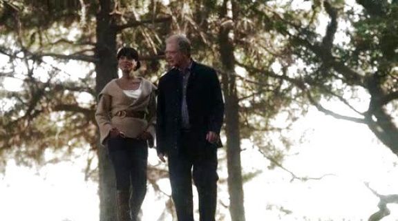 Olivia Pope's Buckle Fastened Jacket on Scandal