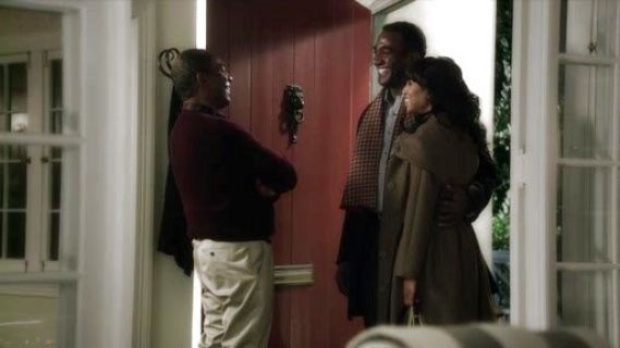 Olivia Pope's Fall 2011 Orleans Coat on Scandal