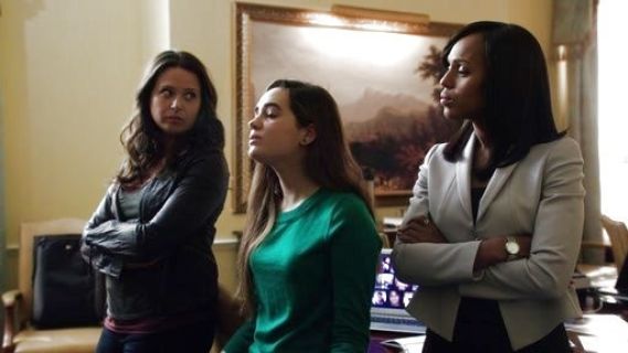 Olivia Pope's Single Button Jacket in Crepe on Scandal