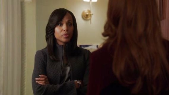 Olivia Pope's Zipped Knit Jacket on Scandal