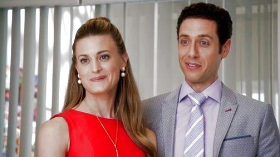 Paige Collins's Belle Fleur Pearl Drop Earrings on Royal Pains