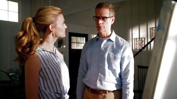 Paige Collins's Mina Tie Front Blouse with Contrast Collar on Royal Pains