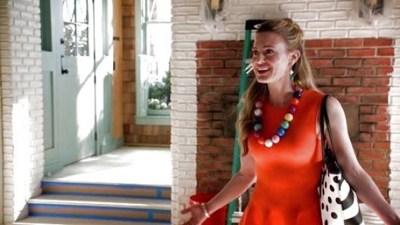 Paige Collins's Mini Spotted Tote on Royal Pains