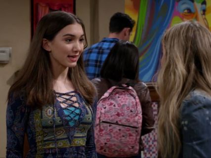 Riley Matthews's Aloha Tee on Girl Meets World
