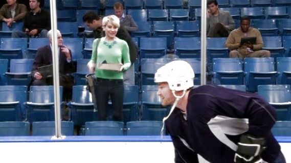 Riley Perrin's Mid-Rise Skinny Jeans on Baby Daddy