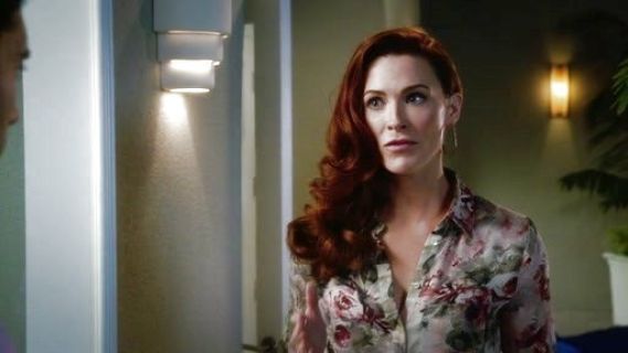 Rose's Floral Blouse on Jane the Virgin