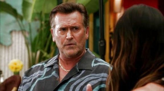 Sam Axe's Wave Camp Shirt on Burn Notice