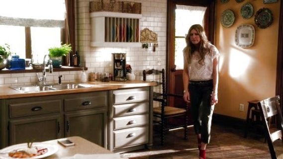 Savi Davis's 'Barnes' Bootie on Mistresses