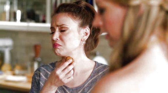 Savi Davis's silver hoops on Mistresses