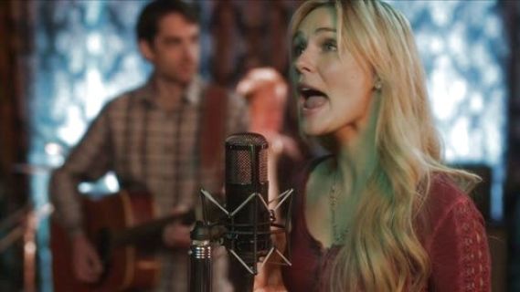 Scarlett O'connor's Shell Stitch Lace Top on Nashville