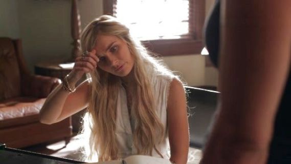 Scarlett O'connor's The Craftsman Dress on Nashville