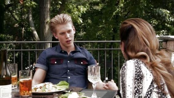 Sebastian Kydd's Buffalo Check Trim Short Sleeve Denim Shirt on The Carrie Diaries