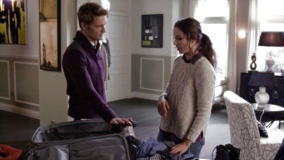 Spencer Hastings's Firelight Marled Pullover on Pretty Little Liars