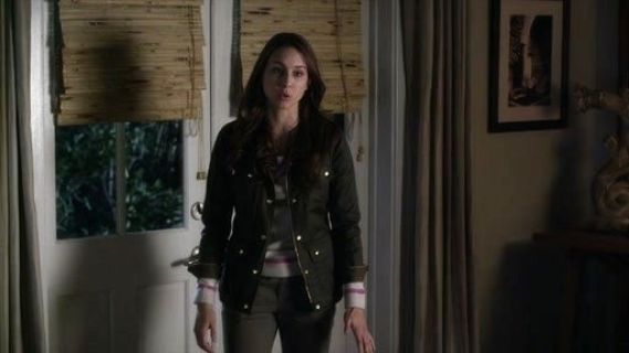 Spencer Hastings's The Downtown Field Jacket on Pretty Little Liars