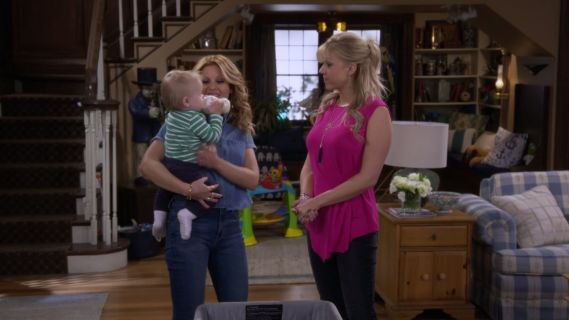 Stephanie Tanner's Side Pleat Asymmetrical Top on Fuller House