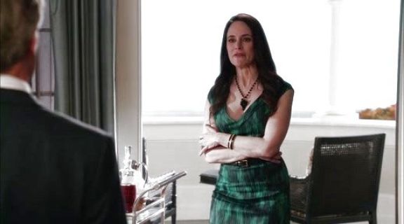 Victoria Grayson's Printed Cady Dress on Revenge