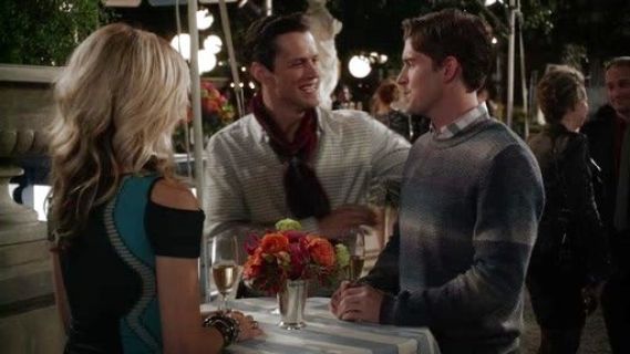 Walt Reynolds's Blue Ombre Pattern Sweater on The Carrie Diaries