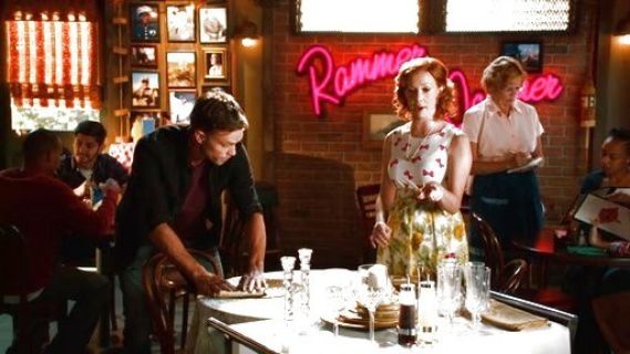 Wanda Lewis's Sleeveless Swing Dress In Bow Print on Hart of Dixie