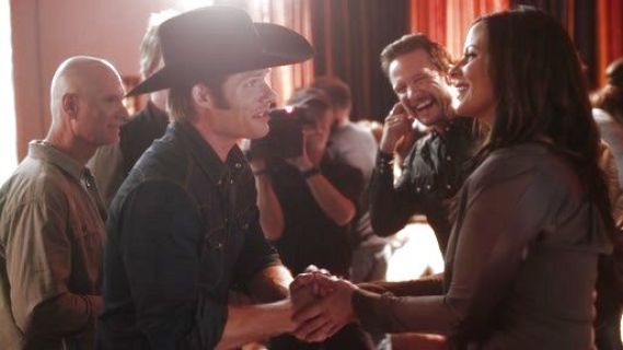 Will Lexington's Miffit Denim Shirt on Nashville