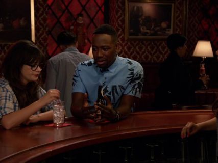 Winston Bishop's 'Pina' Trim Fit Short Sleeve Print Woven Shirt on New Girl