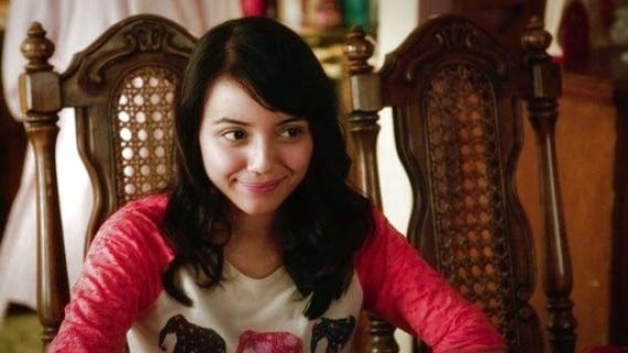 Young Jane Villanueva's Burnout Raglan Elephant Top on Jane the Virgin