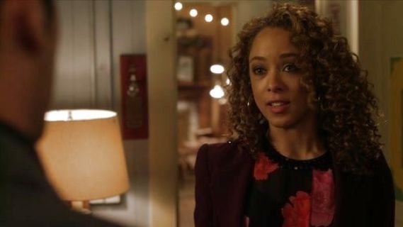 Zoey Dalton's Jewel Neck Peonies Blouse on Nashville