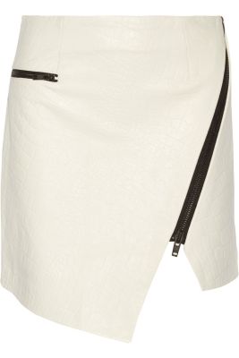 Asymmetric croc-effect leather mini skirt