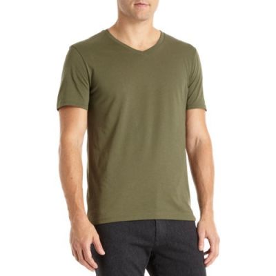 Basic V-Neck Tee