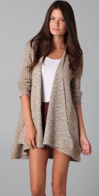 Beached Shell Cardigan in Pink