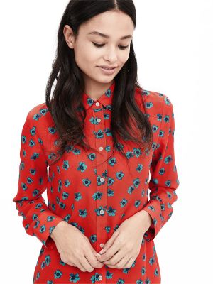 Dillon-fit Red Floral Blouse