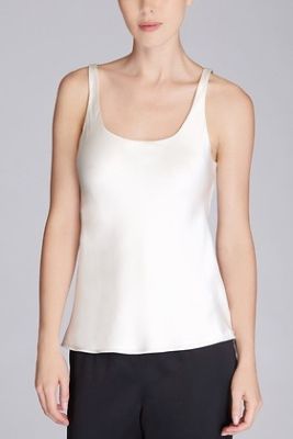 Foundation Tank Style