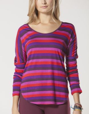 Long Sleeve Shirt Tail Tee
