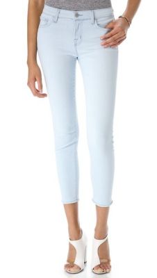 Mid Rise Cropped Jeans in Solana