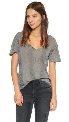 Oversized V neck Tee