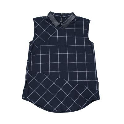 Panel Top With Leather Collar