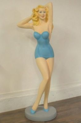 Classic Pin Up Statue