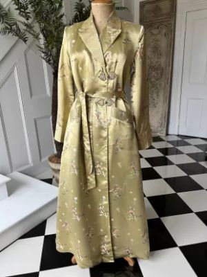 1950s Chinese Silk Dressing Gown