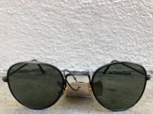 80s/90s Vintage Sunglasses, Black Silver Gunmetal, Small Oval Metal Frames