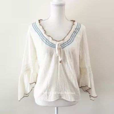 vin­tage - Early 2000s Boho Bell Sleeve Blouse