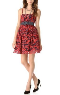 Sia Poof Lace Dress