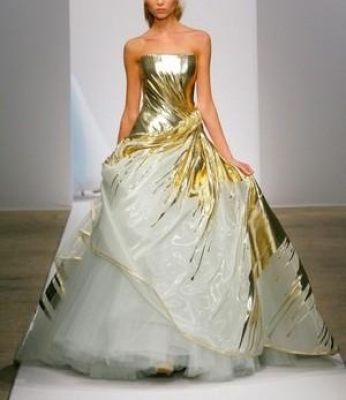 Spring 2011 Couture Strapless Gown