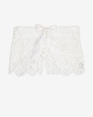 White croched shorts